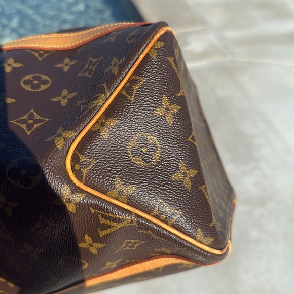 LOUIS VUITTON Authentic Vintage Sac Shopper Tote Monogram MB1908 and LV dustbag - Picture 17 of 17